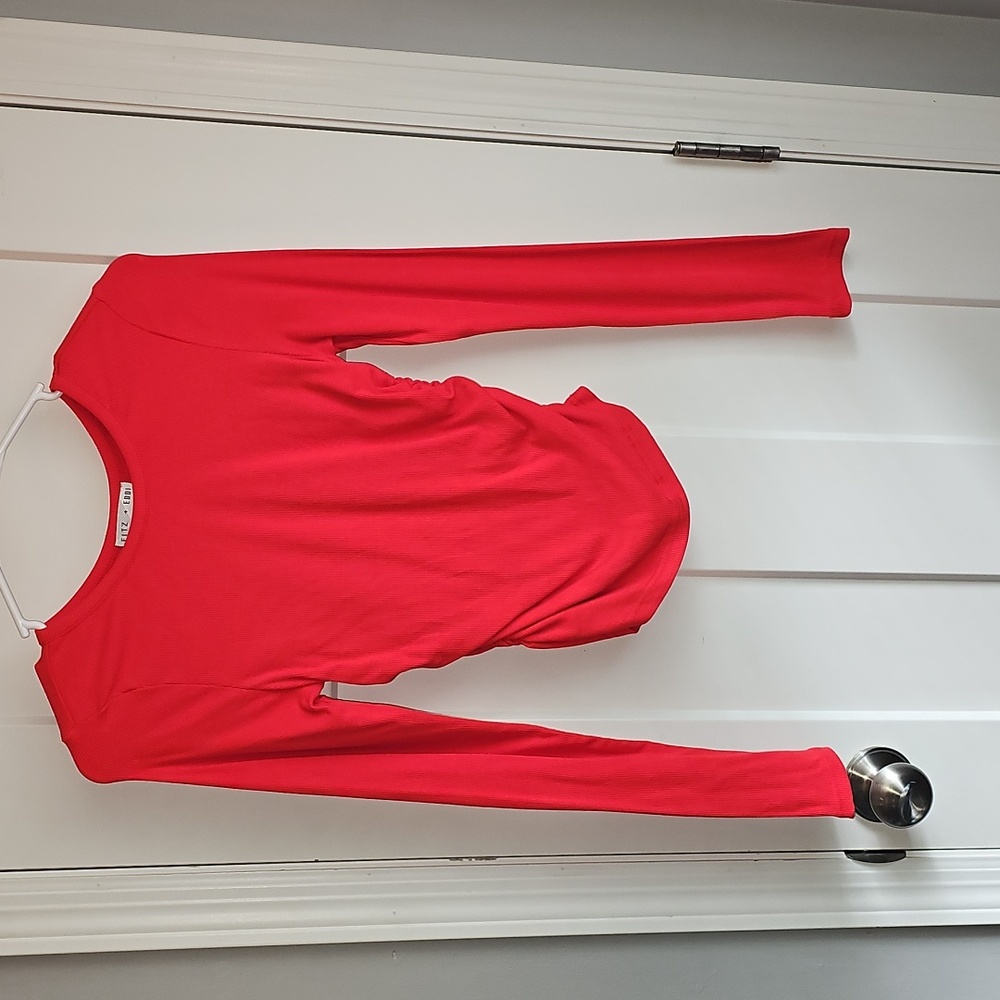 Fitz & Eddie, Womens NWTS sz Small red Ribbed stretchy long sleeve top. Adorable